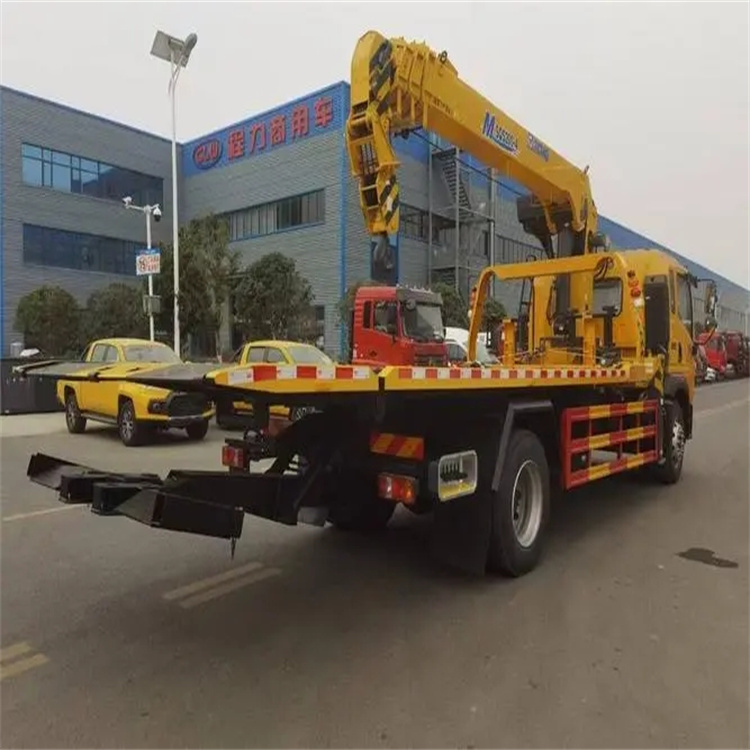 金江镇附近小随车吊出租电话，轻松解决搬运烦恼